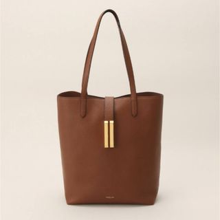 DEUXIEME CLASSE(トートバッグ ・ ブラウン/茶色系)のフリマ DEUXIEME CLASSE(トートバッグ ・ ブラウン/茶色系)のフリマ