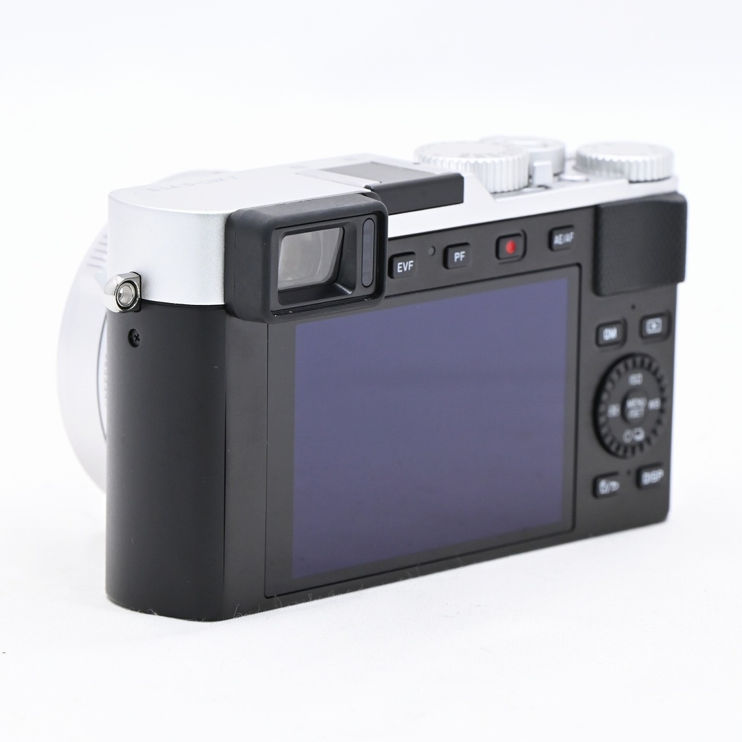 LEICA - Leica D-LUX 7 シルバーの通販 by Flagship Camera LEICA - Leica D-LUX 7 シルバーの通販 by Flagship Camera