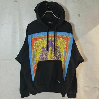 VERSACE(パーカー)のフリマアイテム一覧 VERSACE(パーカー)のフリマアイテム一覧