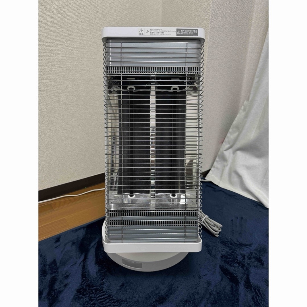 DAIKIN ダイキン セラムヒート ERFT11YS-W 遠赤外線暖房機 DAIKIN ダイキン セラムヒート ERFT11YS-W 遠赤外線暖房機