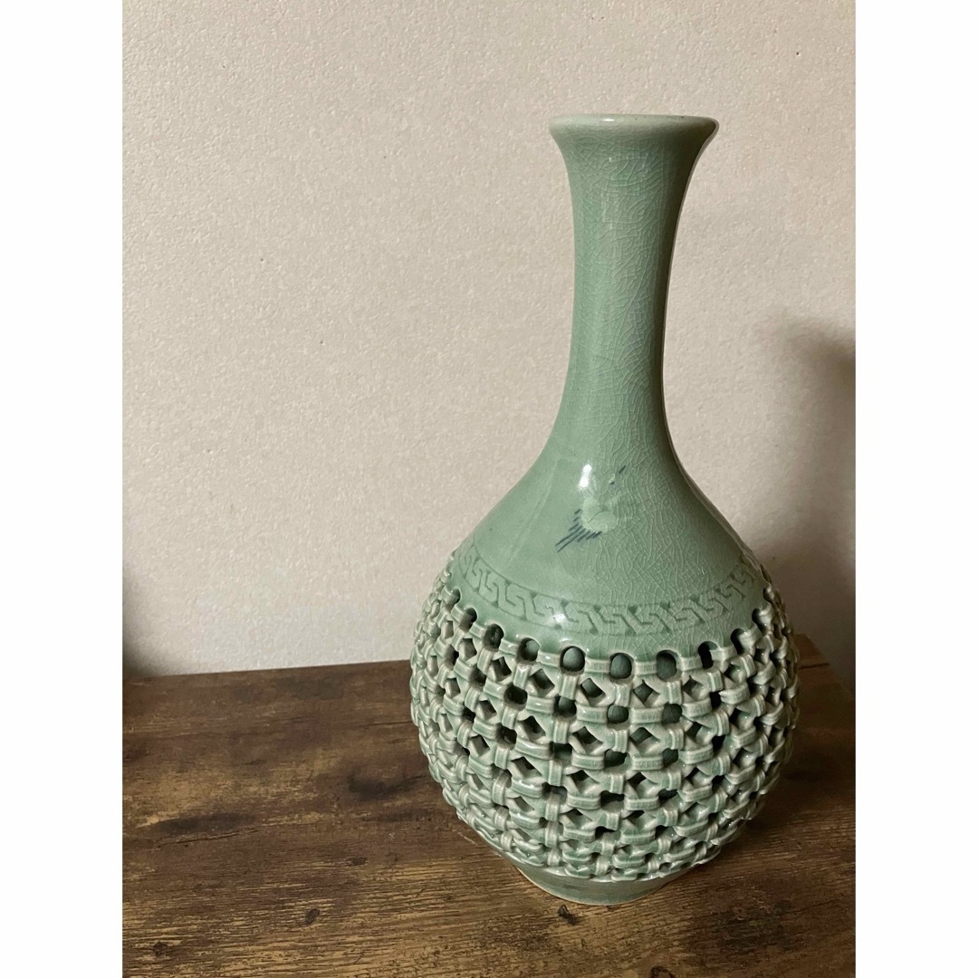 高麗青磁 海泉作 雲鶴 青磁透かし彫り花瓶 花入 花器 一輪挿し 高麗青磁 海泉作 雲鶴 青磁透かし彫り花瓶 花入 花器 一輪挿し