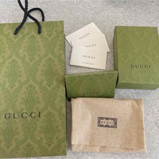 GUCCI(ショップ袋)のフリマアイテム一覧 GUCCI(ショップ袋)のフリマアイテム一覧