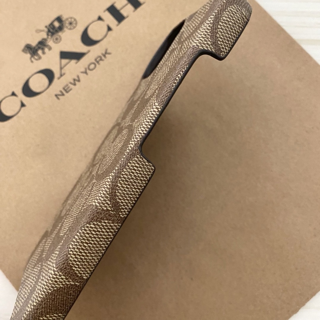 COACH - COACH コーチ iPhoneケース iPhone15 PRO対応ケースの COACH - COACH コーチ iPhoneケース iPhone15 PRO対応ケースの