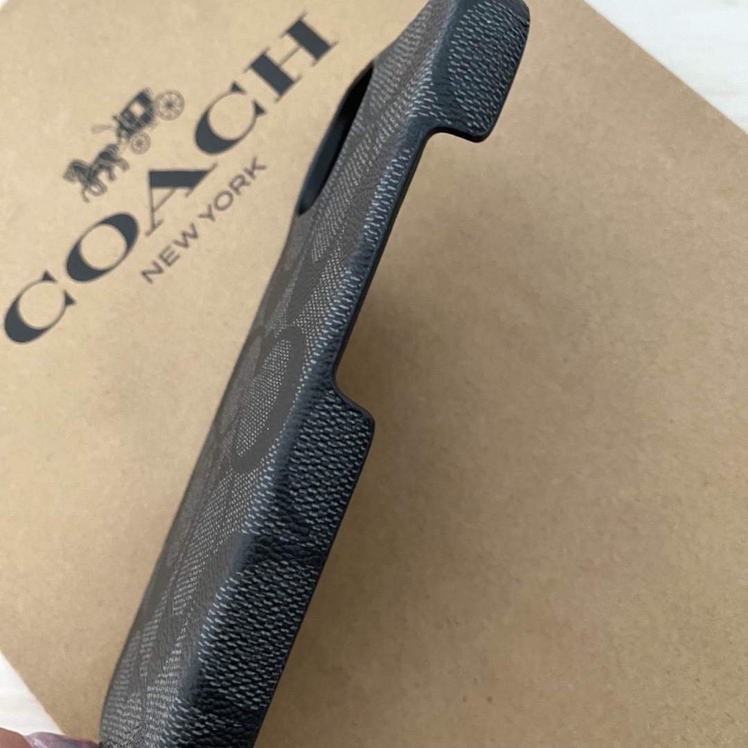 COACH - COACH コーチ iPhoneケース iPhone15 PRO対応ケースの COACH - COACH コーチ iPhoneケース iPhone15 PRO対応ケースの