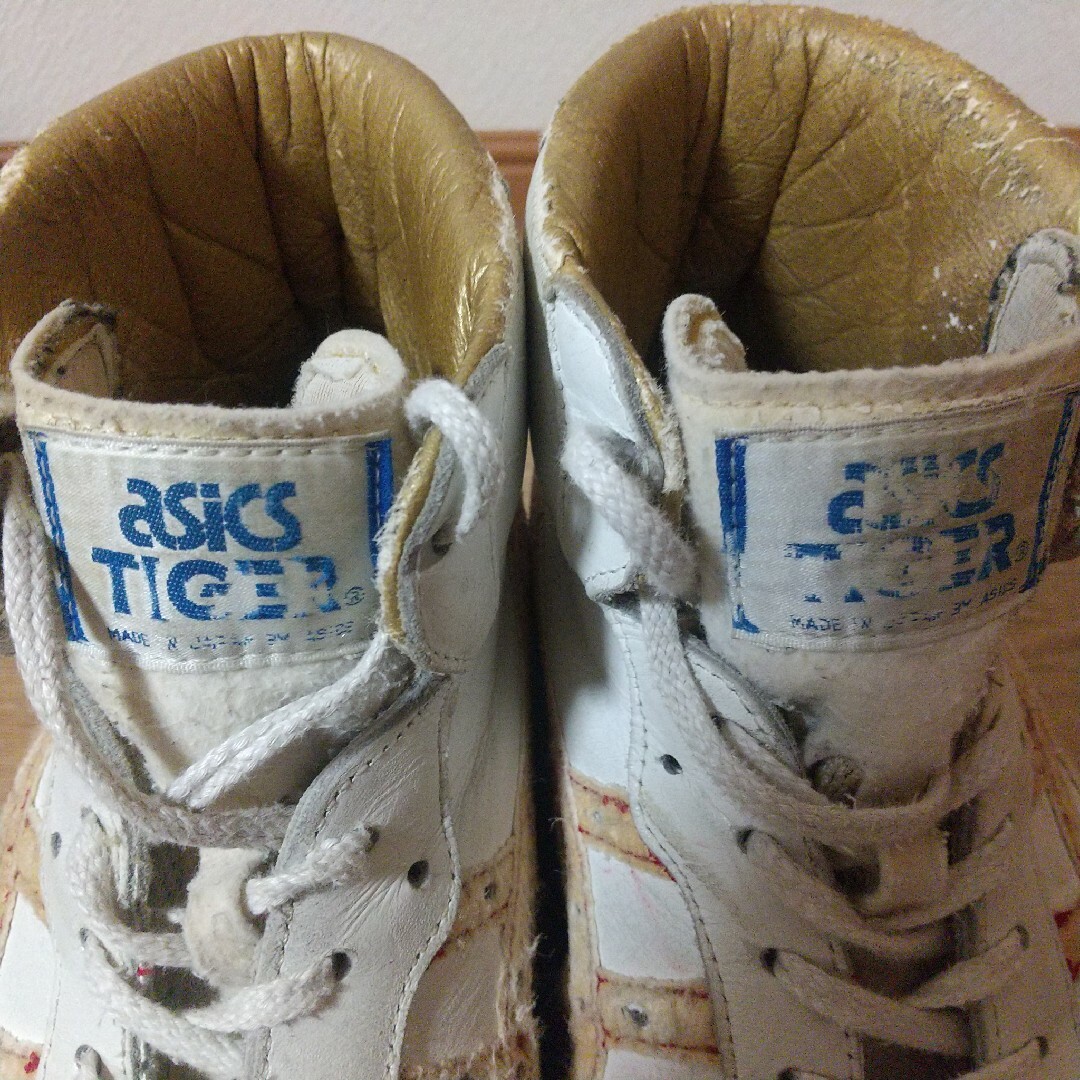 ASICS TIGER - 廃盤 アシックス ジャパン L 赤 27 オリジナル ASICS TIGER - 廃盤 アシックス ジャパン L 赤 27 オリジナル