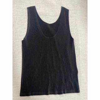 PLEATS PLEASE ISSEY MIYAKE(タンクトップ)のフリマアイテム一覧 PLEATS PLEASE ISSEY MIYAKE(タンクトップ)のフリマアイテム一覧