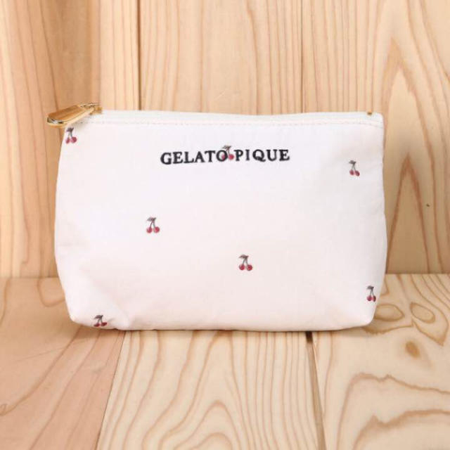 gelato pique(ジェラートピケ)のタグ付き新品☆ジェラートピケ チェリー柄ポーチ レディースのファッション小物(ポーチ)の商品写真