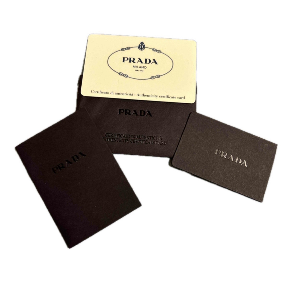 PRADA - 【貴重】PRADA がま口財布 ギャランティーカード付きの PRADA - 【貴重】PRADA がま口財布 ギャランティーカード付きの