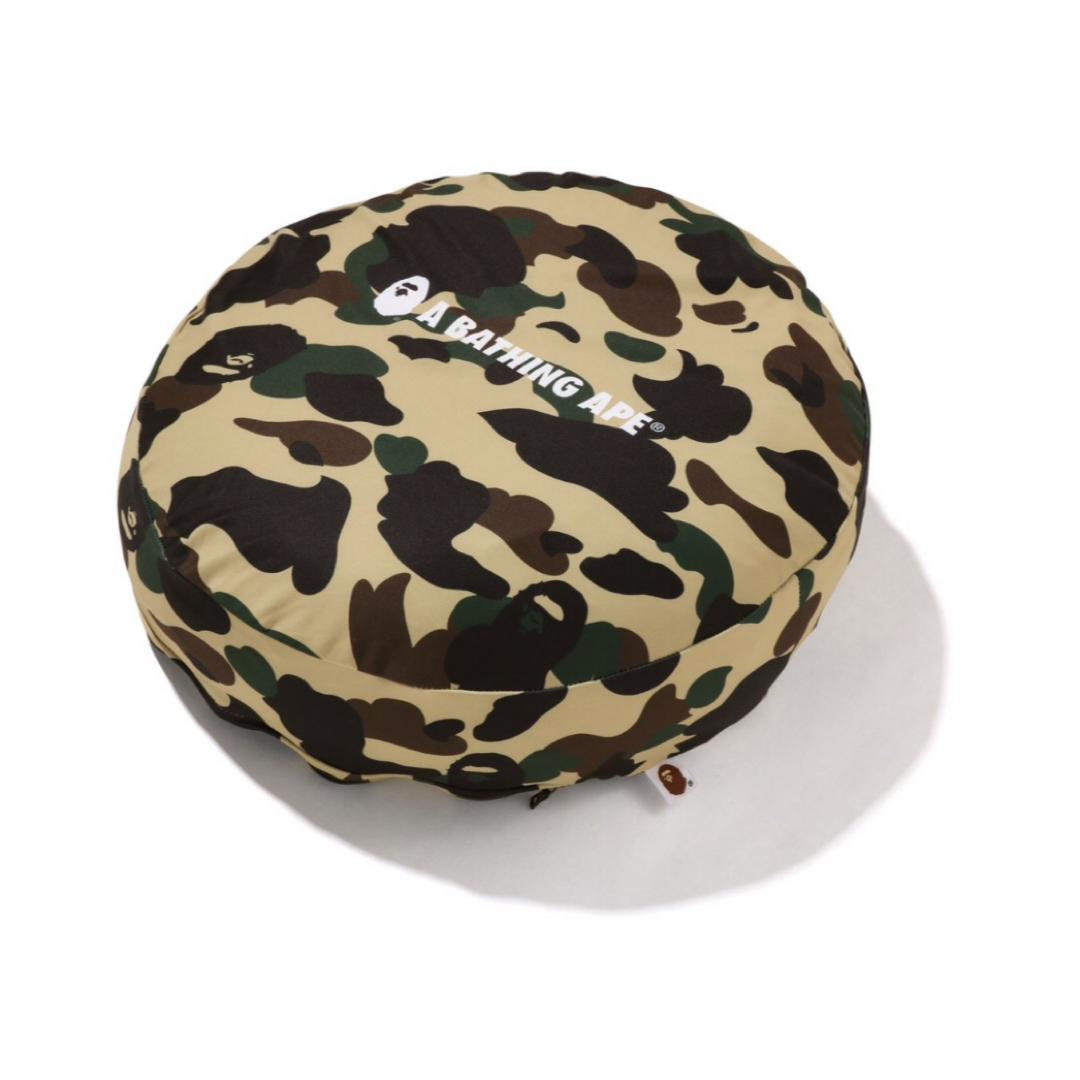 A BATHING APE - 1ST CAMO BAPE CIRCLE FLUFFY BEADS クッション A BATHING APE - 1ST CAMO BAPE CIRCLE FLUFFY BEADS クッション