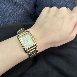 Tory Burch(腕時計)のフリマアイテム一覧 Tory Burch(腕時計)のフリマアイテム一覧