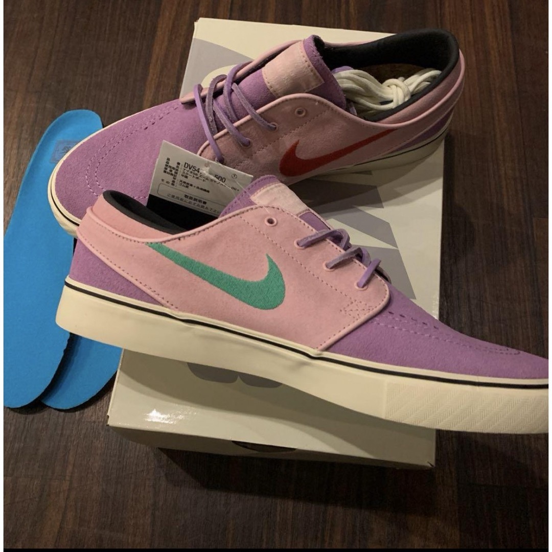 新品NIKE SB ZOOM JANOSKI ジャノスキー27.5cmライラックの通販 by 新品NIKE SB ZOOM JANOSKI ジャノスキー27.5cmライラックの通販 by