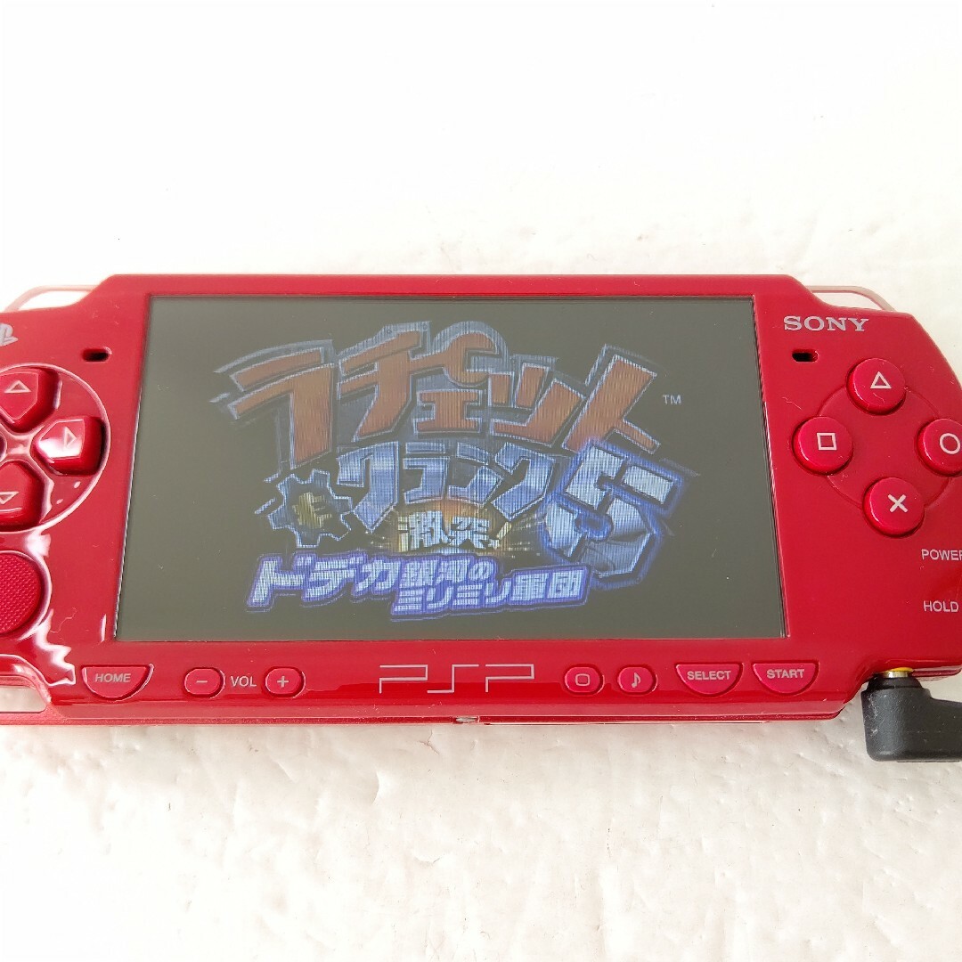 PlayStation Portable - ソニー PSP2000 ディープレッド 美品 PlayStation Portable - ソニー PSP2000 ディープレッド 美品