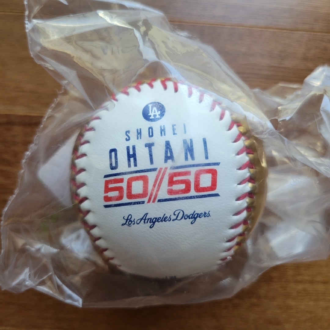 限定品 大谷翔平 ドジャース MLB公式 50/50 プリントサインボール 限定品 大谷翔平 ドジャース MLB公式 50/50 プリントサインボール
