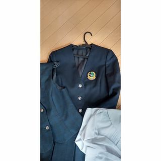 付属高校制服(衣装一式)