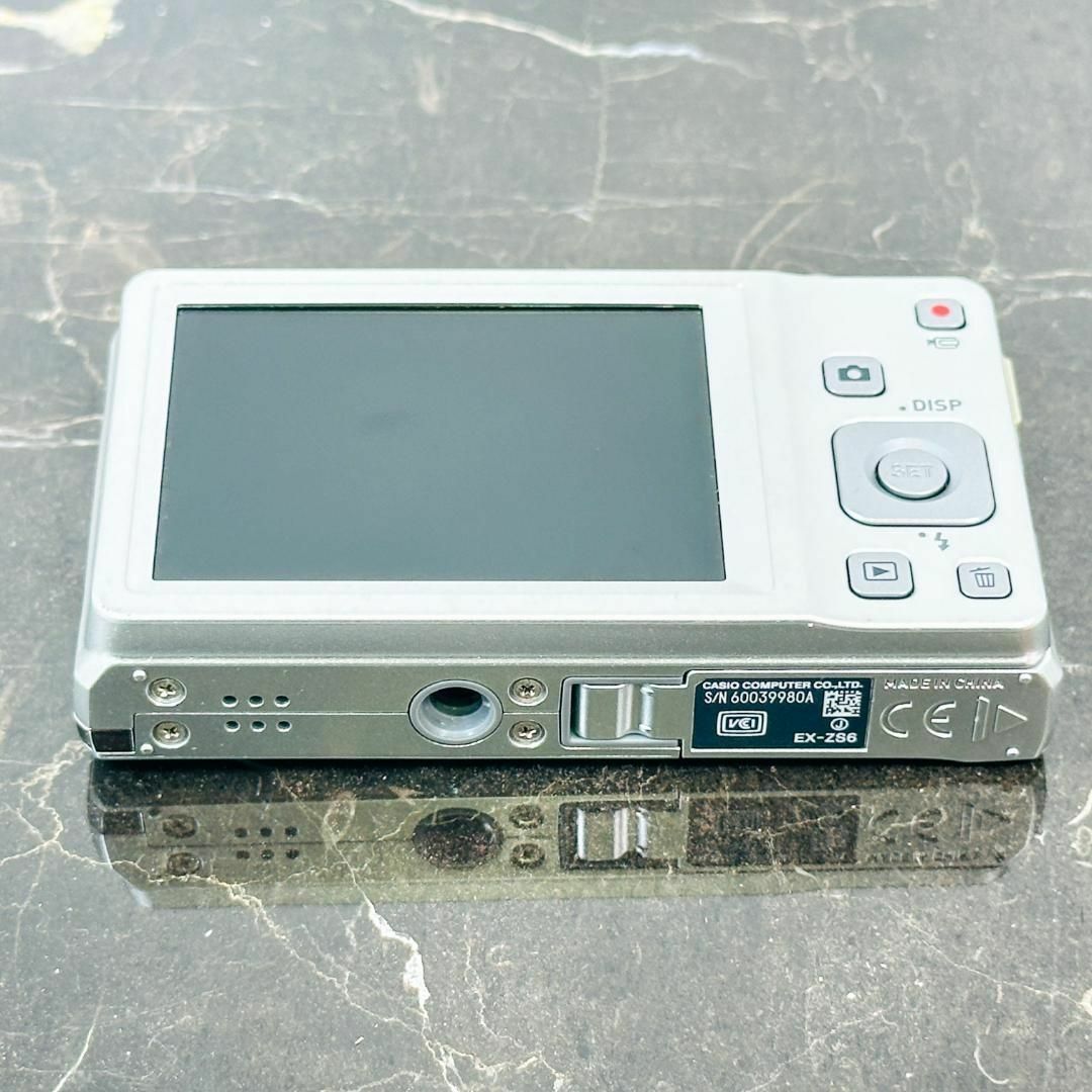 CASIO EXILIM EX-ZS6 シルバー◯ カメラ CASIO EXILIM EX-ZS6 シルバー◯ カメラ