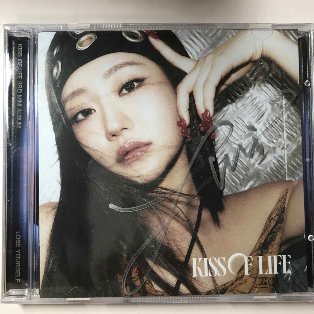 サイン付き KISS OF LIFE Jewel ver. ジュリーの通販 by よう's サイン付き KISS OF LIFE Jewel ver. ジュリーの通販 by よう's