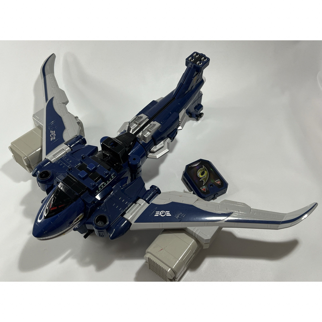 BANDAI - 炎神戦隊ゴーオンジャー 炎神合体シリーズ09 エンジン BANDAI - 炎神戦隊ゴーオンジャー 炎神合体シリーズ09 エンジン
