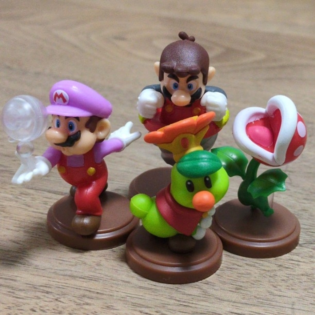 希少 NewスーパーマリオブラザーズWii チョコエッグ フルコンプ 希少 NewスーパーマリオブラザーズWii チョコエッグ フルコンプ