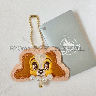 ディズニー(Disney)の<新品>レディ ブローチ キーチェーン わんわん物語 ディズニーストア(キャラクターグッズ)