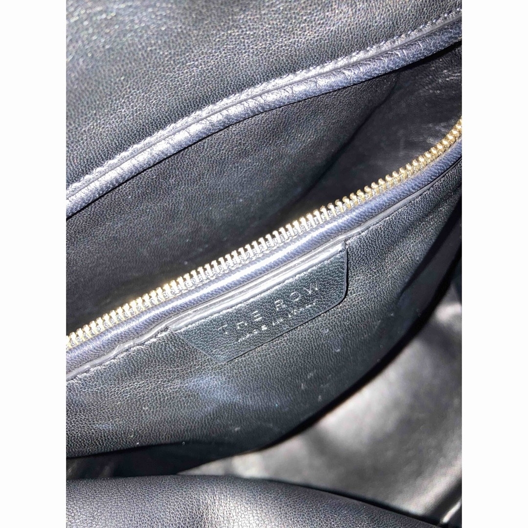 THE ROW - 値下◇美品◇ The Row ザロウ Joe Backpack 黒 レザー THE ROW - 値下◇美品◇ The Row ザロウ Joe Backpack 黒 レザー