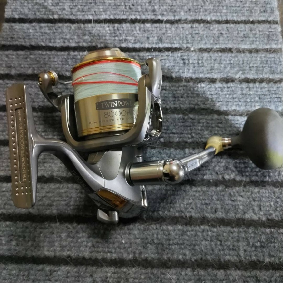シマノ02ツインパワー8000HG ジャンク品 シマノ02ツインパワー8000HG ジャンク品