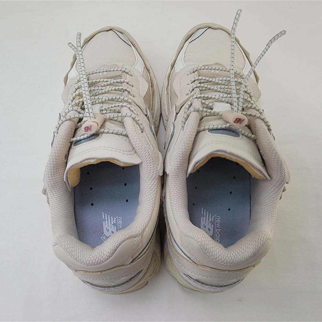 New Balance - ニューバランス M2002RDQ サンドベージュ 24㎝の New Balance - ニューバランス M2002RDQ サンドベージュ 24㎝の