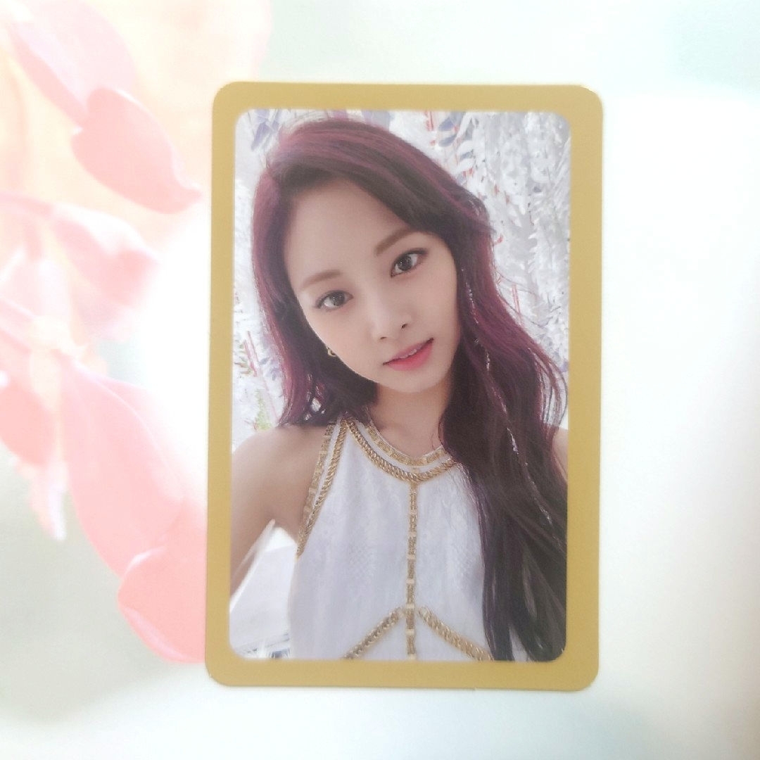 TWICE(トゥワイス)のMORE & MORE ツウィ エンタメ/ホビーのCD(K-POP/アジア)の商品写真