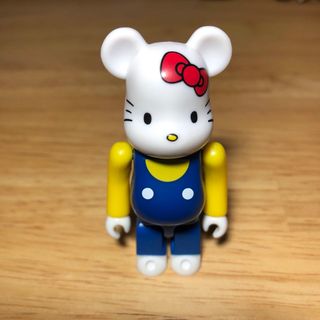 BE@RBRICK WORLD WIDE TOUR 3 in HONG KONG medicom toy HELLO BE@RBRICK WORLD WIDE TOUR 3 in HONG KONG medicom toy HELLO