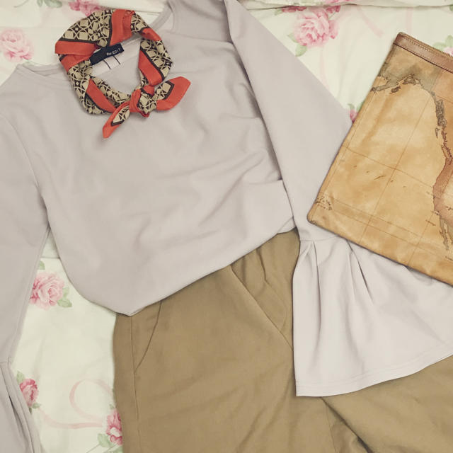 MACKINTOSH PHILOSOPHY(マッキントッシュフィロソフィー)のマッキントッシュ スカーフ一枚値段 レディースのファッション小物(バンダナ/スカーフ)の商品写真