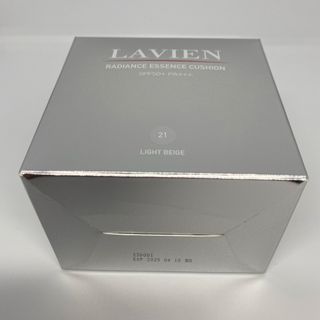 未使用品 LAVIEN ラヴィアン ラディアンスエッセンスクッション(ファンデーション)