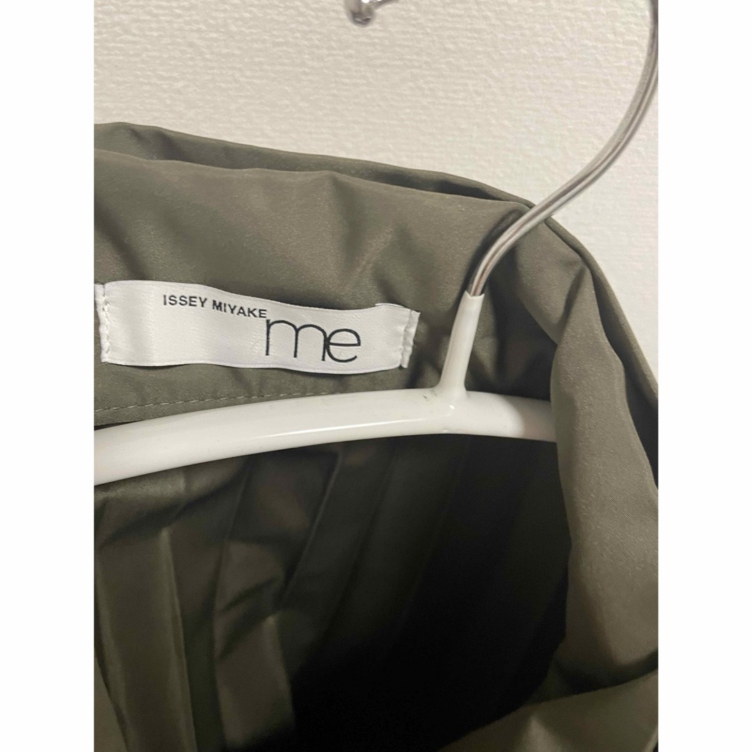 ミーイッセイミヤケ me isseymiyake ロングコート カーキ色 撥水 ミーイッセイミヤケ me isseymiyake ロングコート カーキ色 撥水
