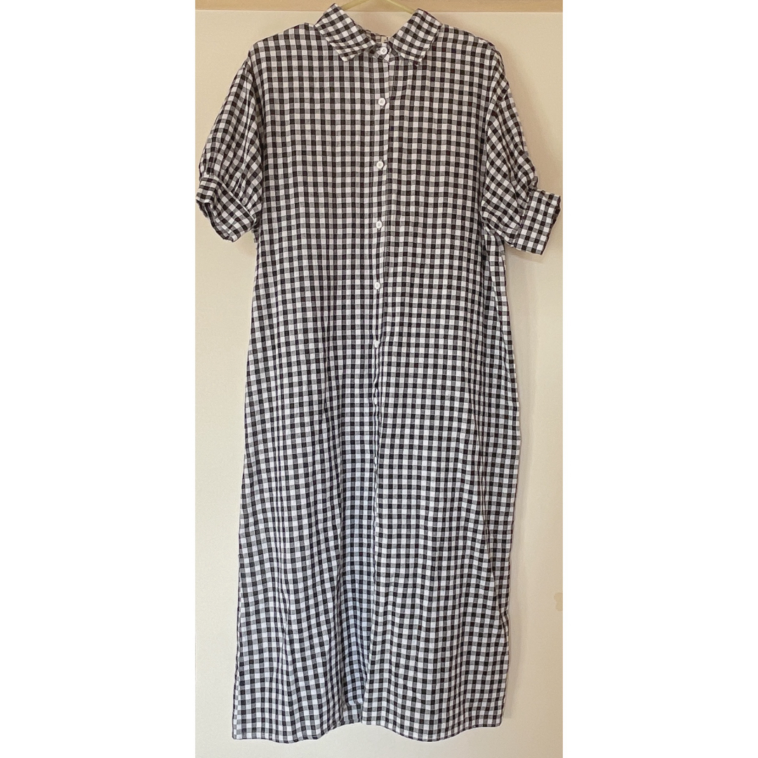 ギンガムチェック柄 ロングシャツワンピース レディースのワンピース(ロングワンピース/マキシワンピース)の商品写真