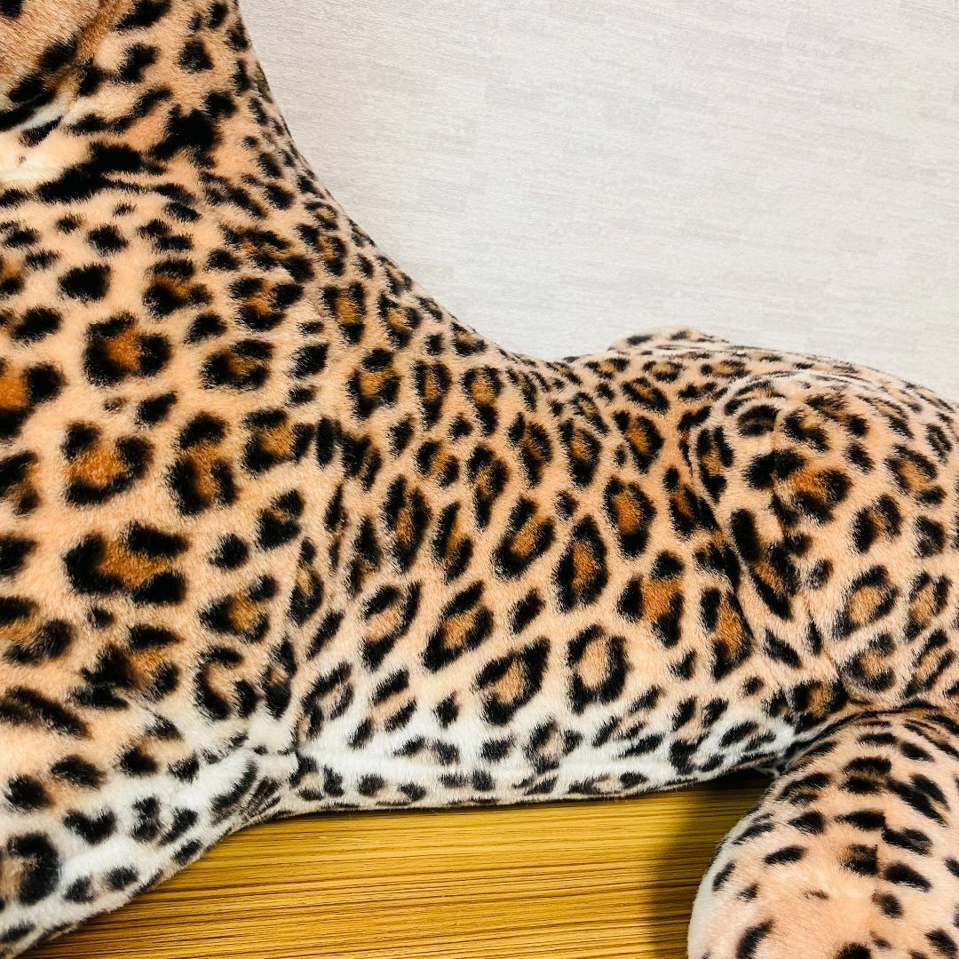 BIG】豹 ヒョウ 親子 ぬいぐるみ 3体セット 100cm インテリア BIG】豹 ヒョウ 親子 ぬいぐるみ 3体セット 100cm インテリア