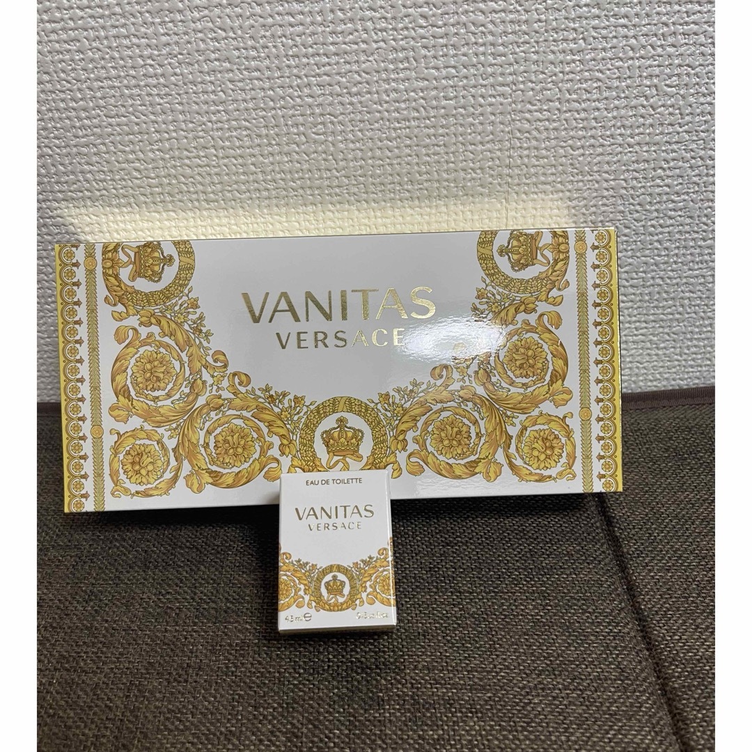 VERSACE - ヴェルサーチ Versace ヴァニタスコフレセット&ミニ