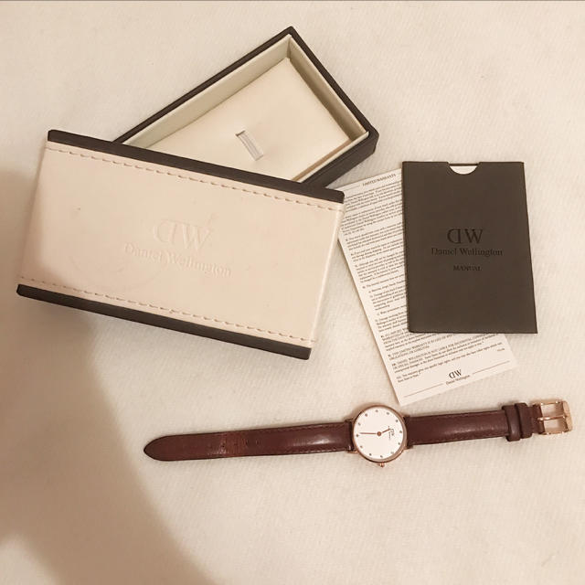 Daniel Wellington(ダニエルウェリントン)のDWスワロフスキー時計 レディースのファッション小物(腕時計)の商品写真