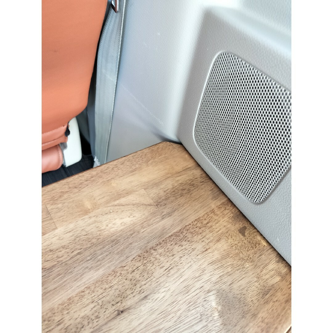 エブリイワゴン　ラゲッジボード2枚セット 自動車/バイクの自動車(車内アクセサリ)の商品写真