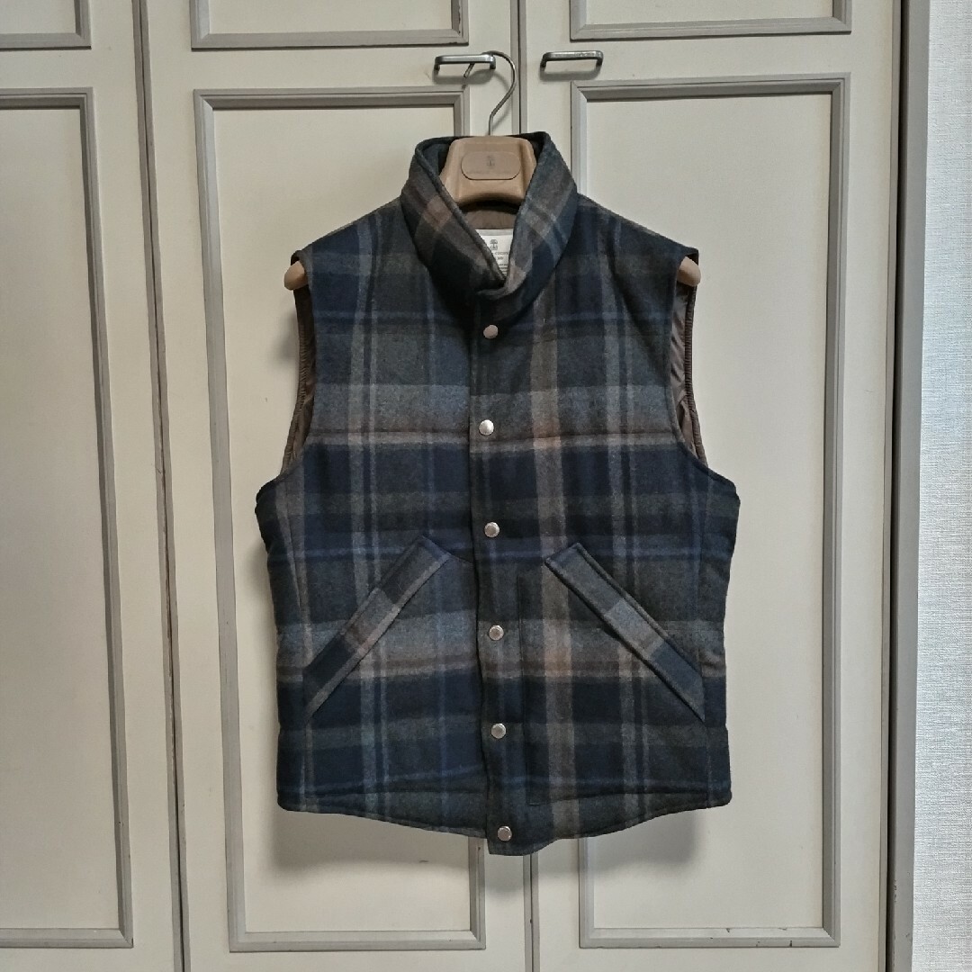 BRUNELLO 型どっ CUCINELLI ブルネロクチネリ ダウンベスト グレー BRUNELLO 型どっ CUCINELLI ブルネロクチネリ ダウンベスト グレー