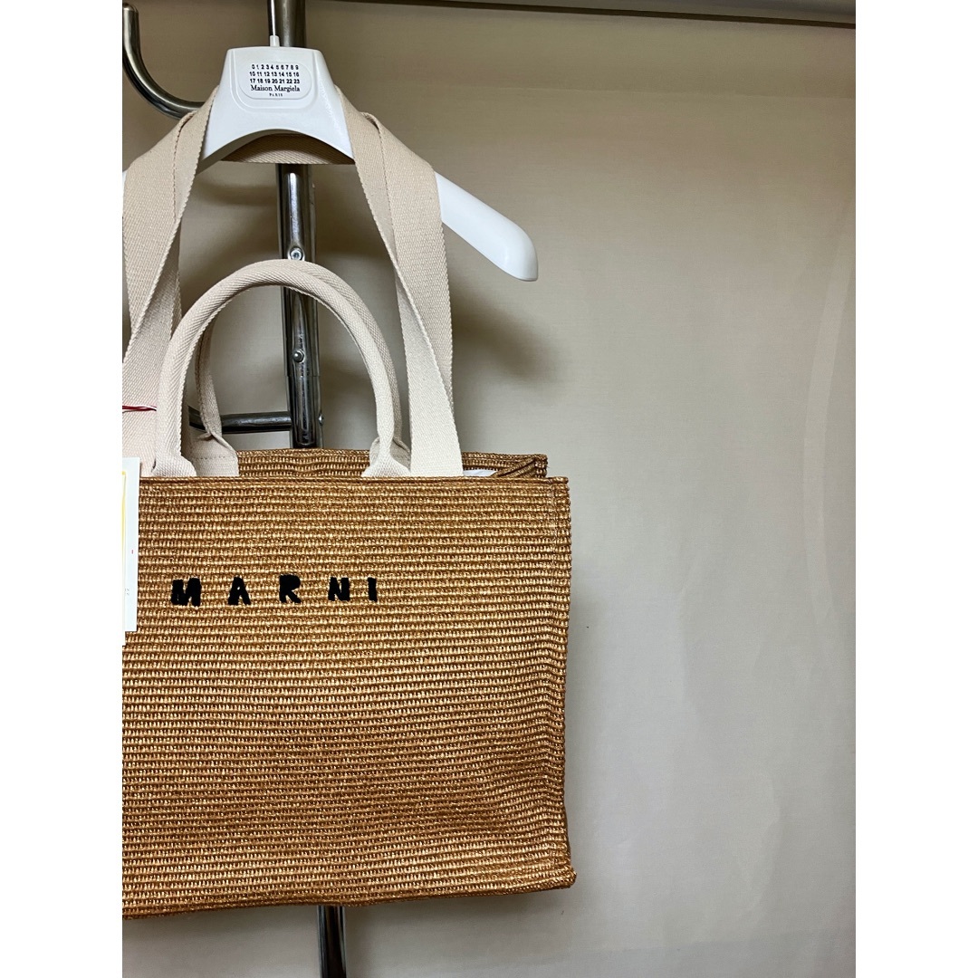 MARNI - 新品未使用 24ss MARNI かごトートバッグ ラージ 6957の
