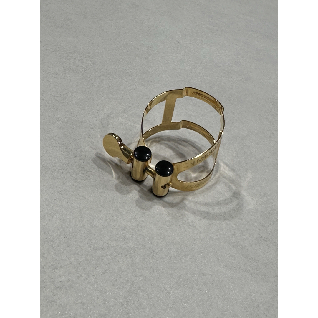 Vandoren M/Oアルトクラリネットリガチャーゴールド クラリネット Vandoren M/Oアルトクラリネットリガチャーゴールド クラリネット