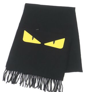 FENDI わざとらしい マフラー 黒 目のデザイン FENDI わざとらしい マフラー 黒 目のデザイン