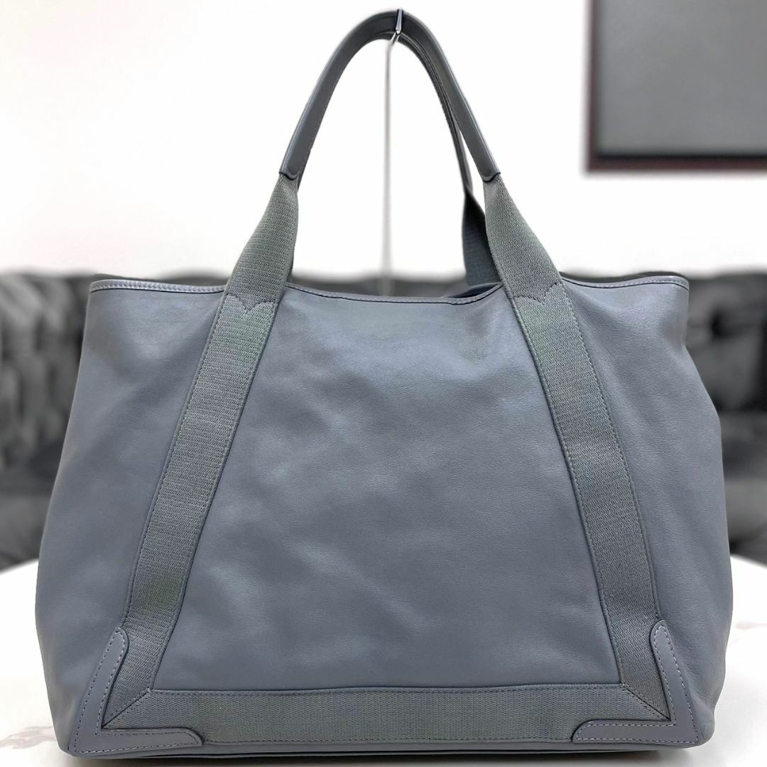 美品☆ バレンシアガ ネイビーカバスM グレー レザー トートバッグ 美品☆ バレンシアガ ネイビーカバスM グレー レザー トートバッグ