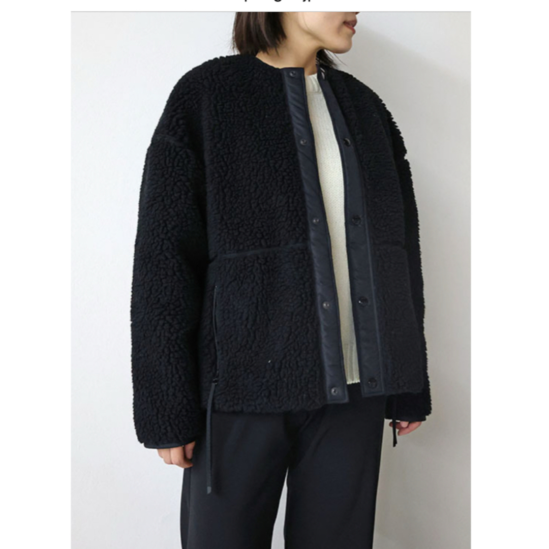 HYKE フリースジャケット サイズ1 黒 違い HYKE フリースジャケット サイズ1 黒 違い