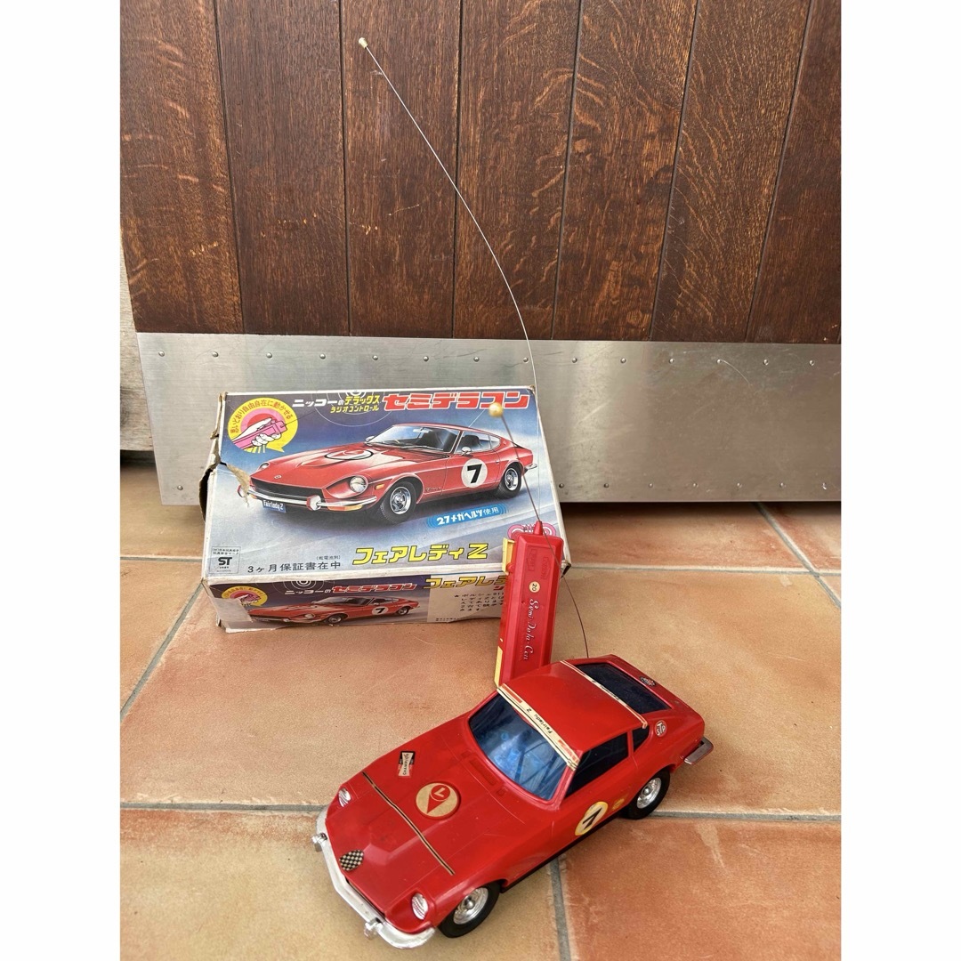 匿名配送】ジャンク品? 日産フェアレディZ ラジコン リモコン 匿名配送】ジャンク品? 日産フェアレディZ ラジコン リモコン