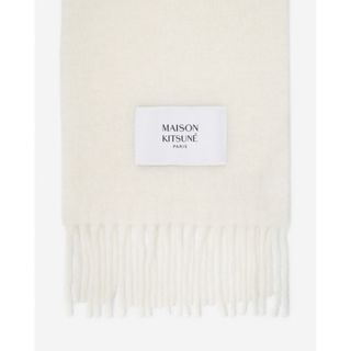 MAISON KITSUNE'(マフラー/ショール)のフリマアイテム一覧 MAISON KITSUNE'(マフラー/ショール)のフリマアイテム一覧