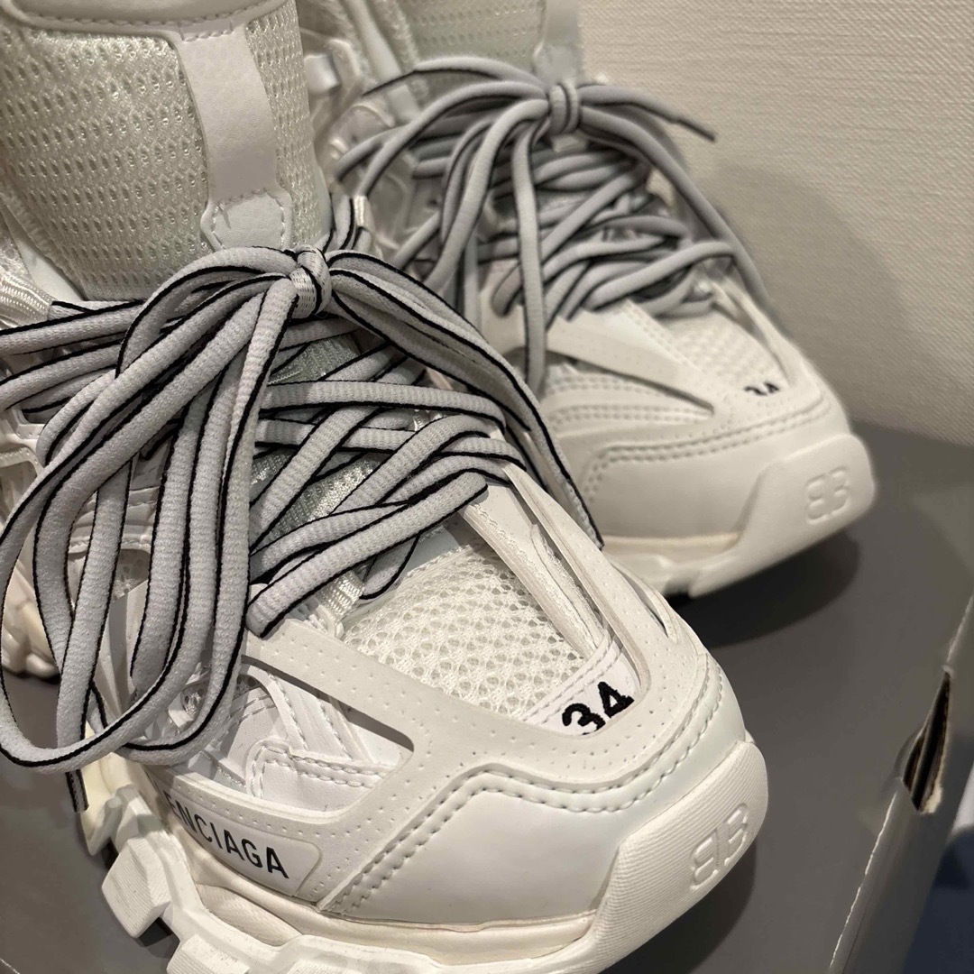 BALENCIAGA Track Sneakers ホワイト34 未使用 箱付き BALENCIAGA Track Sneakers ホワイト34 未使用 箱付き
