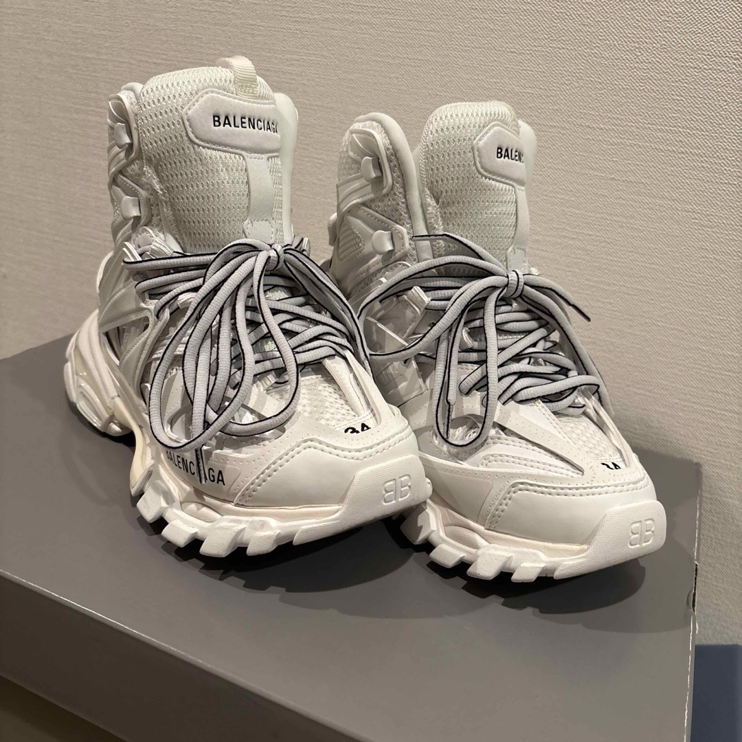 BALENCIAGA Track Sneakers ホワイト34 未使用 箱付き BALENCIAGA Track Sneakers ホワイト34 未使用 箱付き