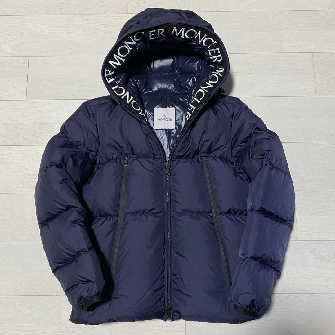 MONCLER - 希少カラー 極美品 モンクレール モンクラーMONTCLAR MONCLER - 希少カラー 極美品 モンクレール モンクラーMONTCLAR