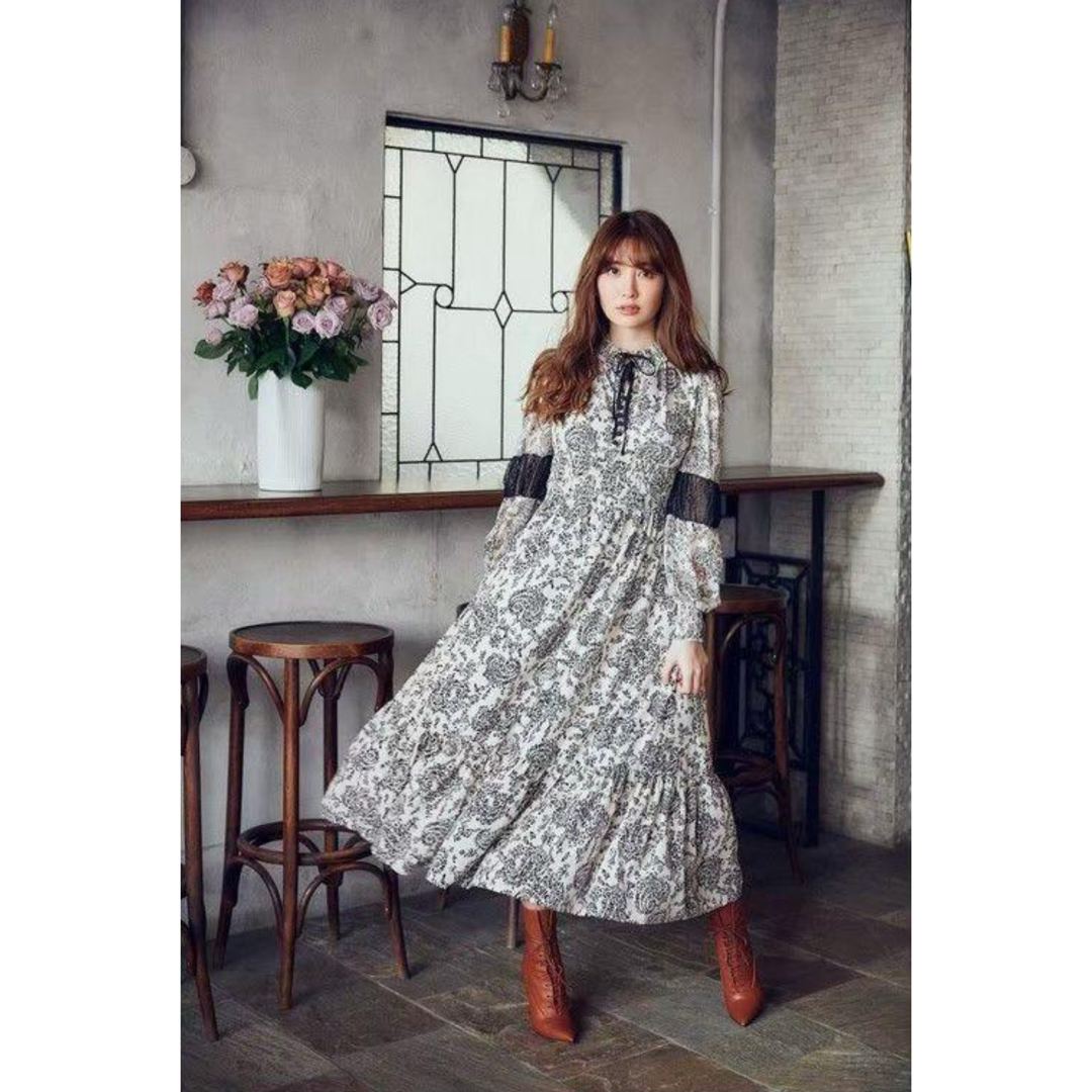 herlipto Winter Floral Long-sleeve Dress ロングワンピース herlipto Winter Floral Long-sleeve Dress ロングワンピース