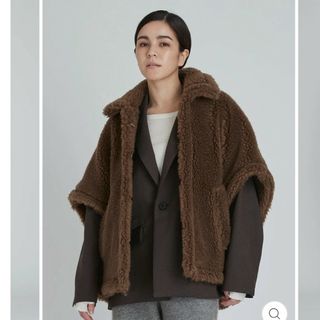 TICCA - 未使用タグ付き TICCA ティッカ ウールファーポンチョ TICCA - 未使用タグ付き TICCA ティッカ ウールファーポンチョ