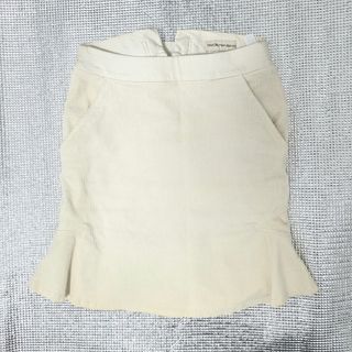 EMPORIO ARMANI(ひざ丈スカート)のフリマアイテム一覧 EMPORIO ARMANI(ひざ丈スカート)のフリマアイテム一覧